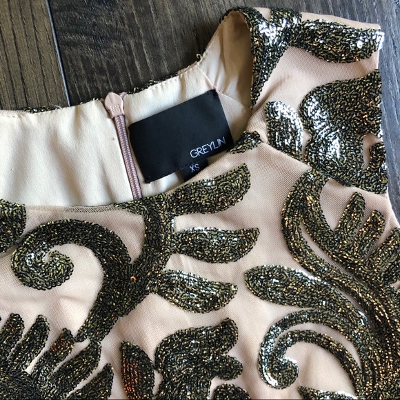 Greylin Anthro Gold Sequined Peplum Top XS - Picture 2 of 5